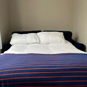 A Beautiful Ground-floor Flat. Apartment